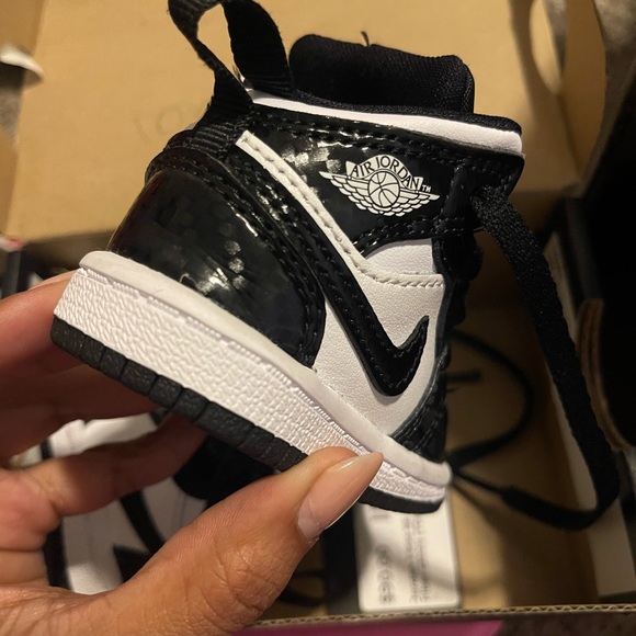 JORDAN 1 Mid SE All Star Carbon SIZE 2C - Picture 2 of 3